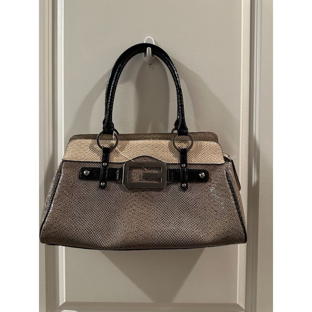 NWOT Guess Snake Style Women's Shoulder Bag